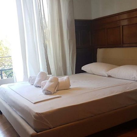 Violet Errathens Apartment - Athens Center, 7 Bd, 3 Bath Esterno foto