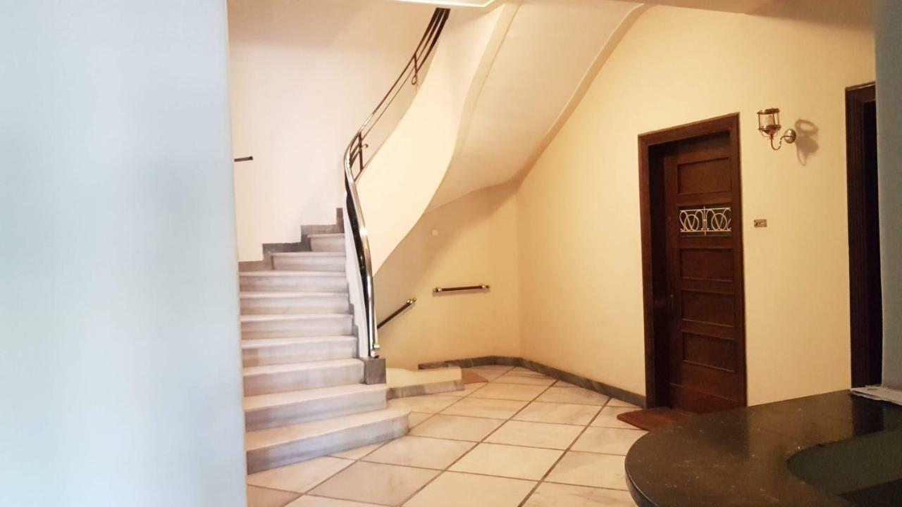 Violet Errathens Apartment - Athens Center, 7 Bd, 3 Bath Esterno foto