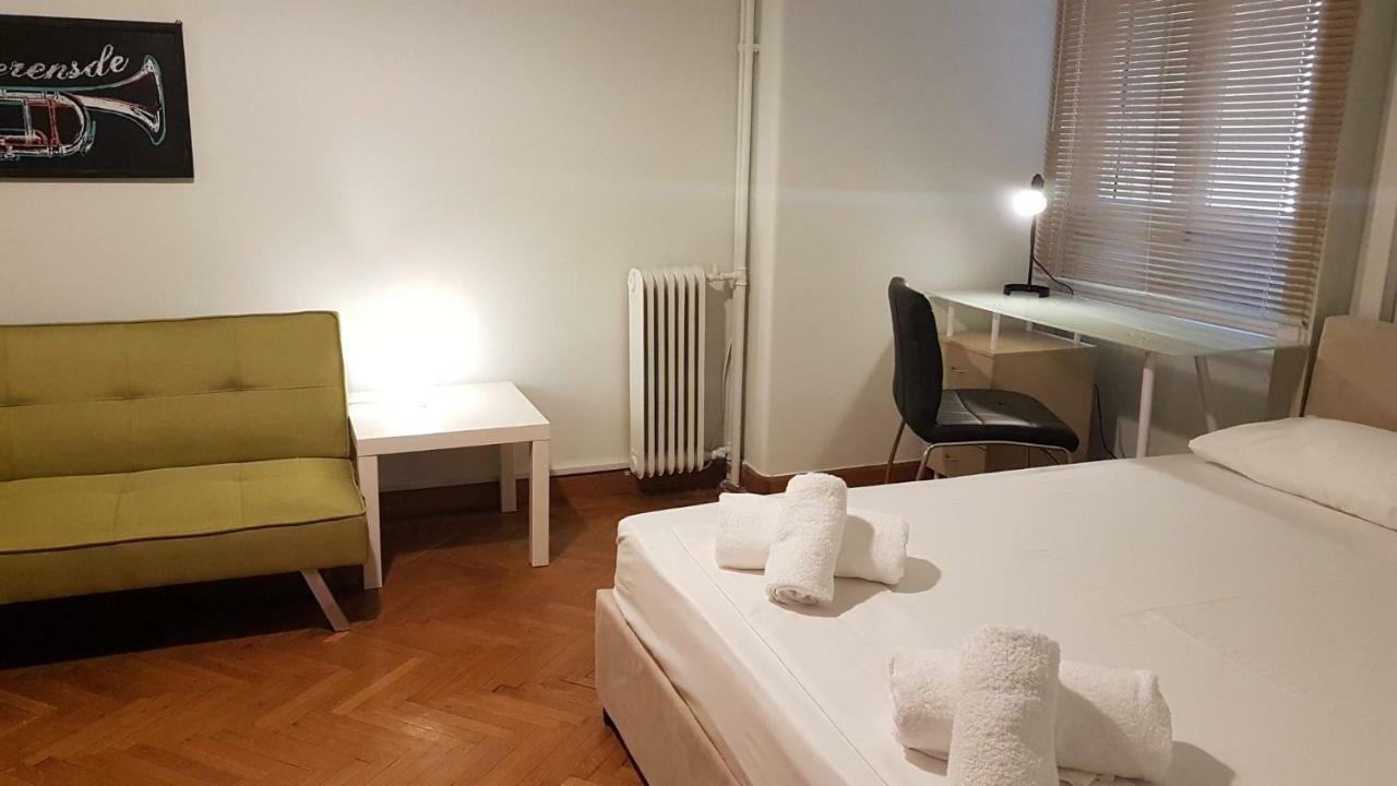 Violet Errathens Apartment - Athens Center, 7 Bd, 3 Bath Esterno foto