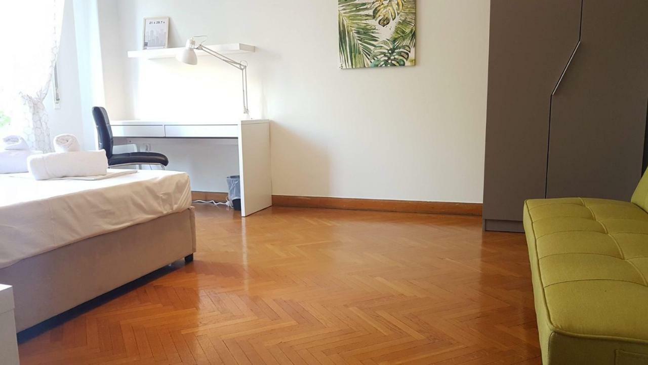 Violet Errathens Apartment - Athens Center, 7 Bd, 3 Bath Esterno foto