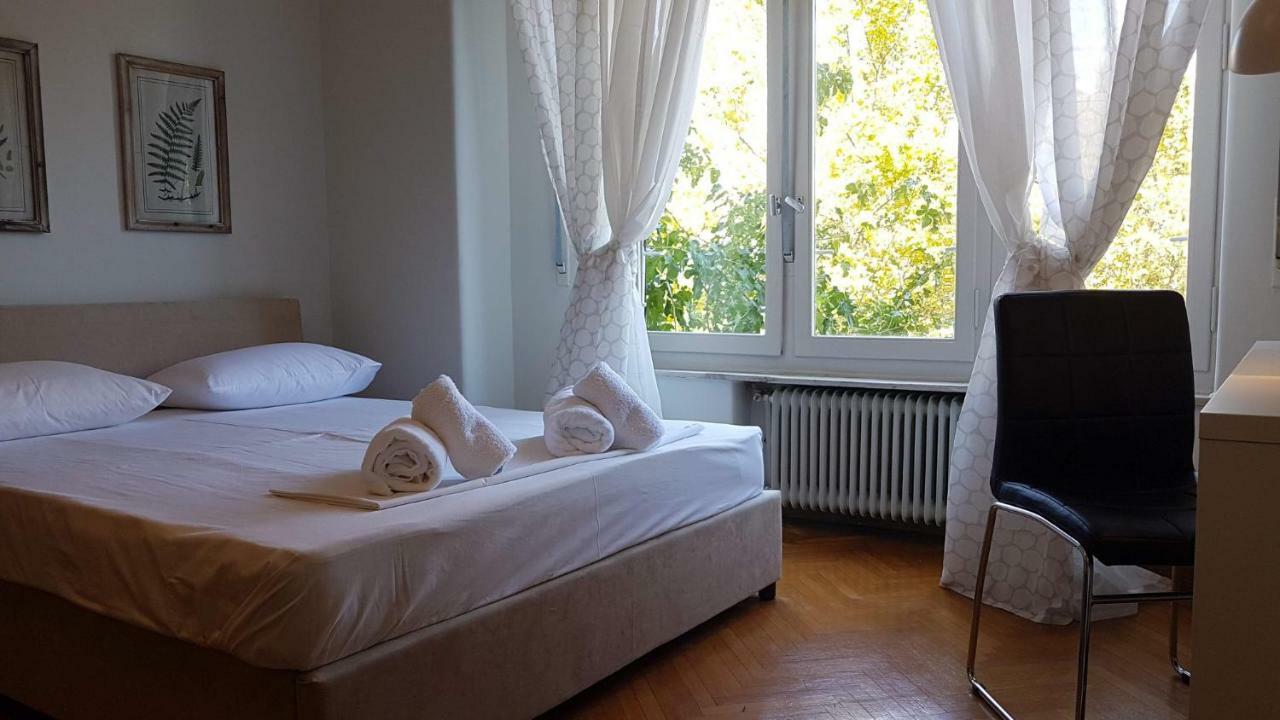 Violet Errathens Apartment - Athens Center, 7 Bd, 3 Bath Esterno foto