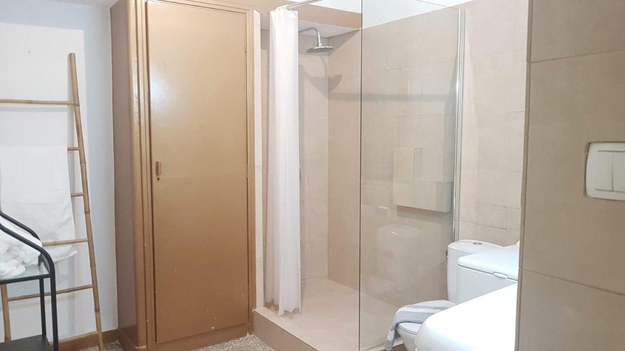 Violet Errathens Apartment - Athens Center, 7 Bd, 3 Bath Esterno foto