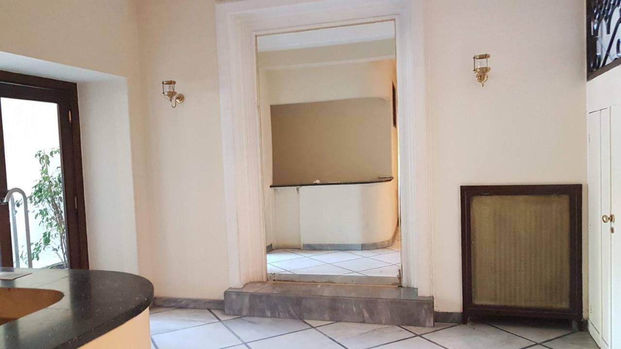 Violet Errathens Apartment - Athens Center, 7 Bd, 3 Bath Esterno foto