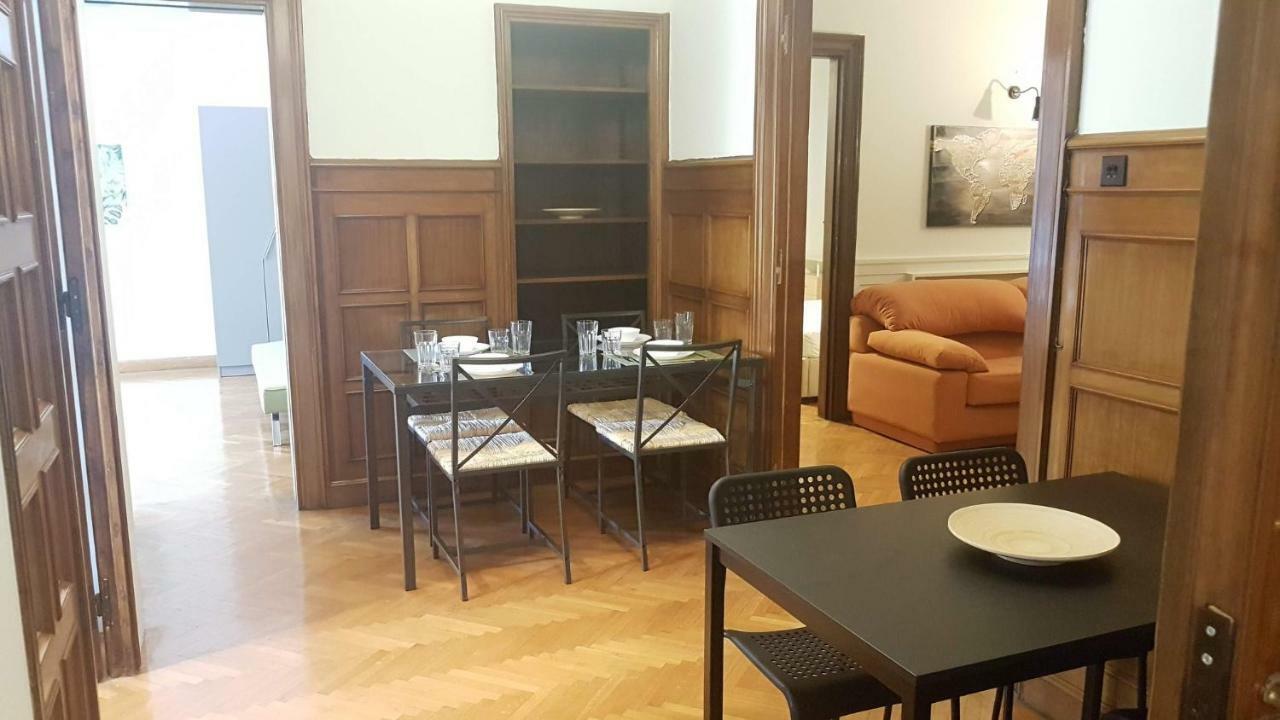 Violet Errathens Apartment - Athens Center, 7 Bd, 3 Bath Esterno foto