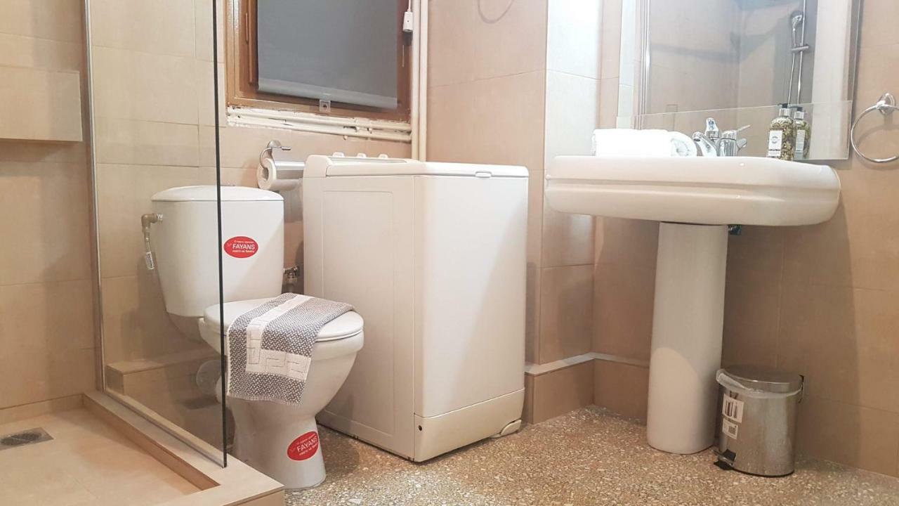 Violet Errathens Apartment - Athens Center, 7 Bd, 3 Bath Esterno foto