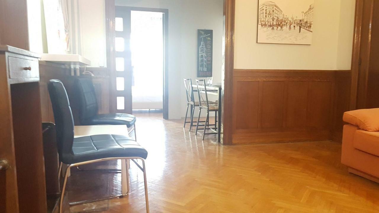 Violet Errathens Apartment - Athens Center, 7 Bd, 3 Bath Esterno foto