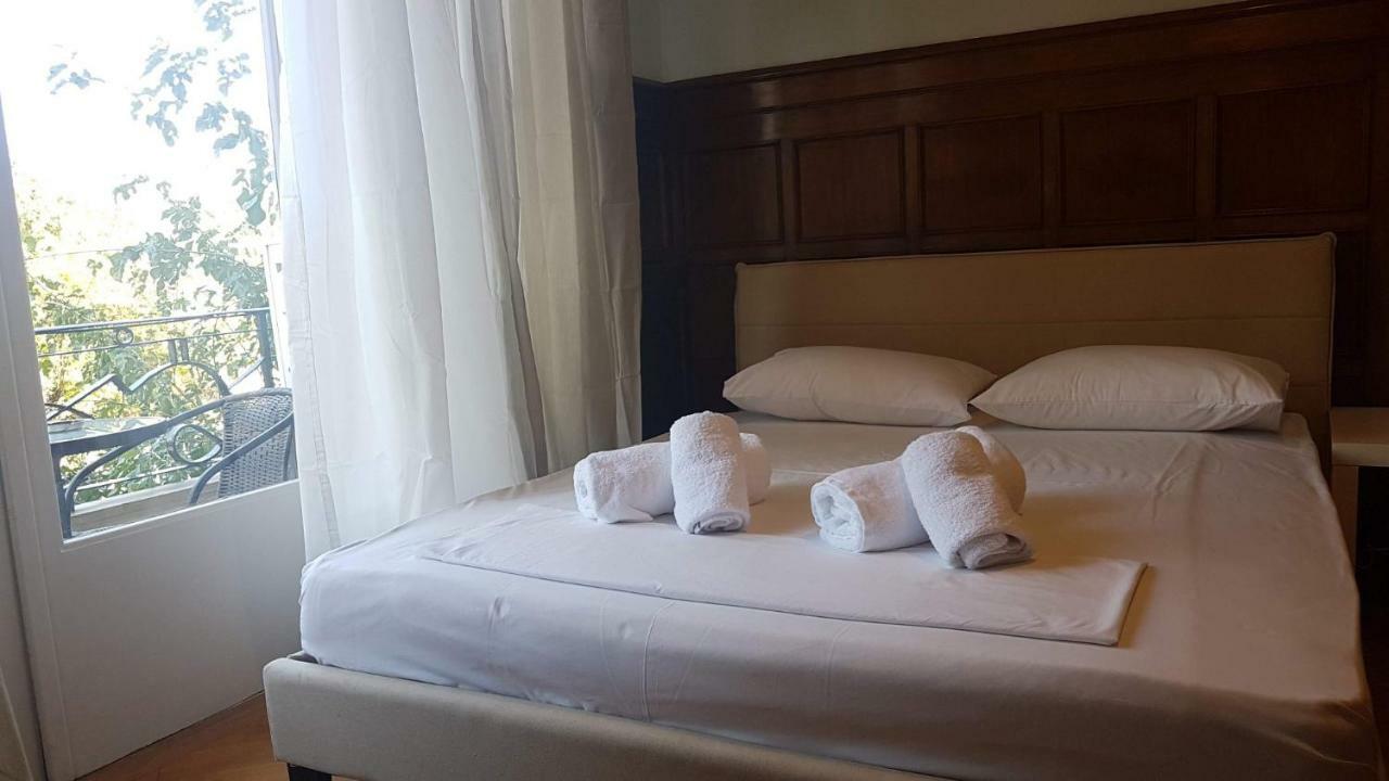 Violet Errathens Apartment - Athens Center, 7 Bd, 3 Bath Esterno foto